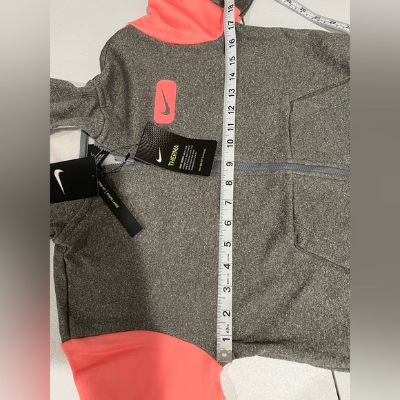 NIKE dry fit. Girls' hooded sweatshirt, size M, with zip in grey and pin… - Picture 7 of 7